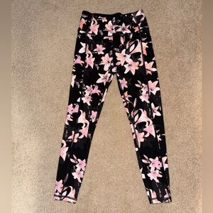 Victoria’s Secret Black Pink Floral High-Rise Leggings with Pockets - Size 6